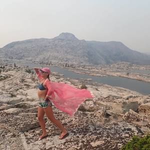 Meet your Posher, Alison